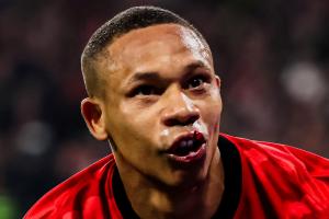 蓉城官方：韦林顿上唇部贯通伤，牙半脱位，上颌前牙区牙槽骨骨折